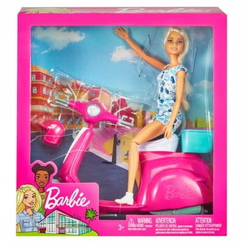 Barbie met scooter