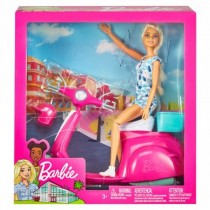Barbie met scooter